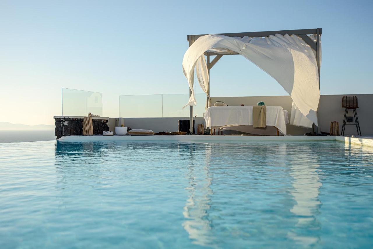 Adorno Oia Hotel Exterior photo