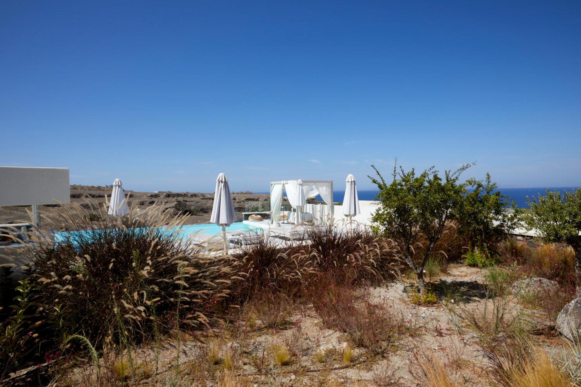 Adorno Oia Hotel Exterior photo