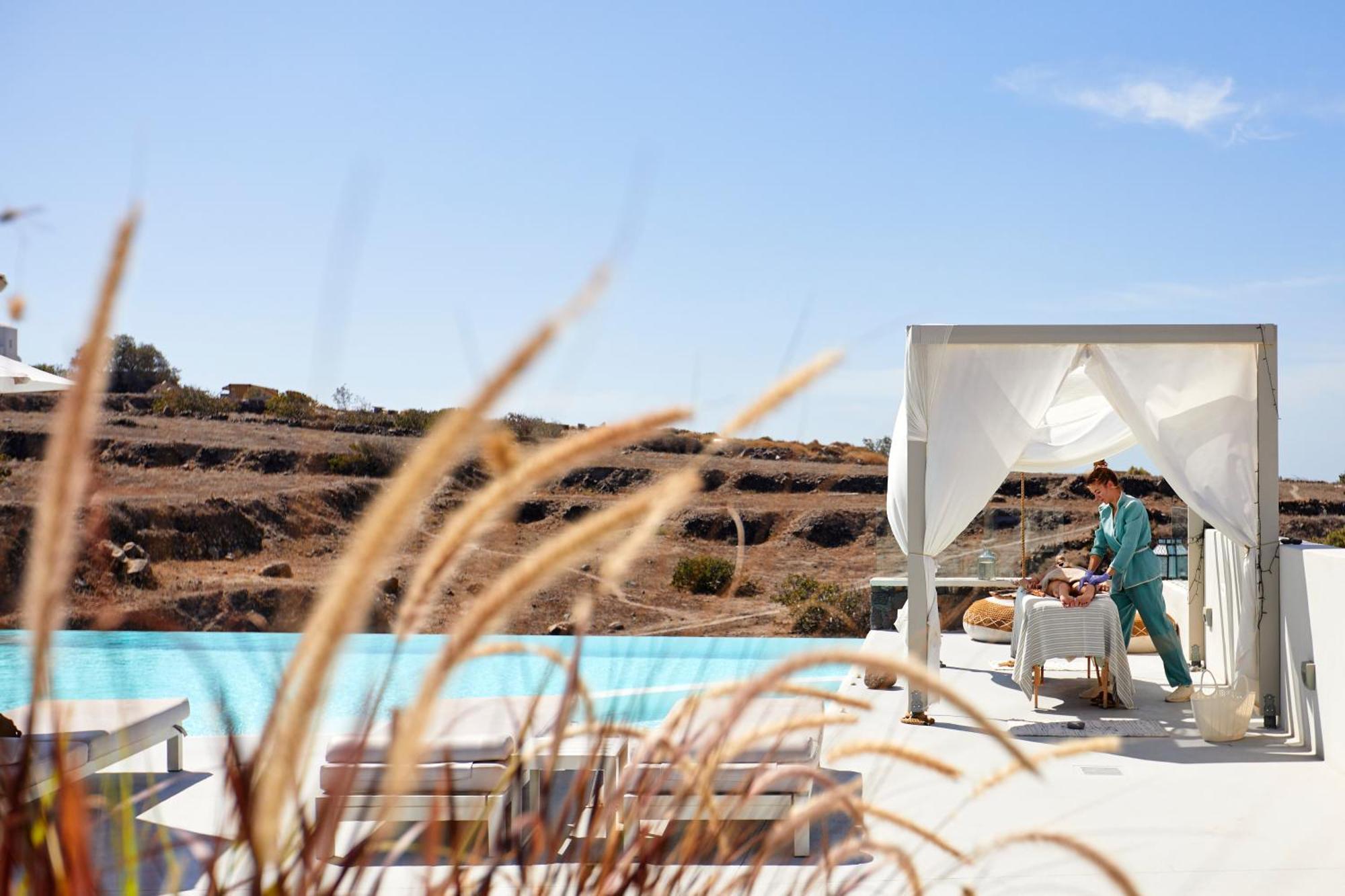 Adorno Oia Hotel Exterior photo
