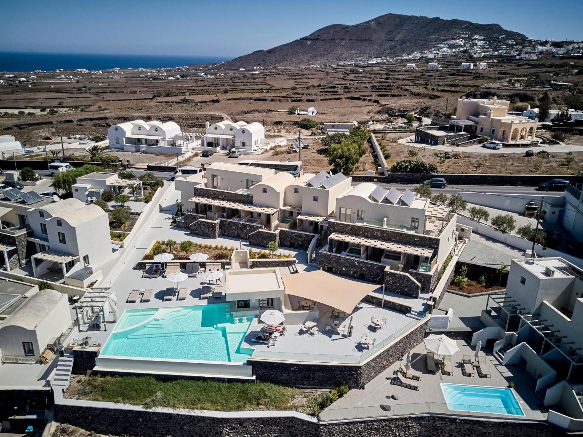 Adorno Oia Hotel Exterior photo